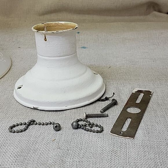 Vintage CEILING LIGHT LAMP SHADE GLOBE 3 Hole BEAD BALL 3 CHAIN- white - Picture 10 of 12